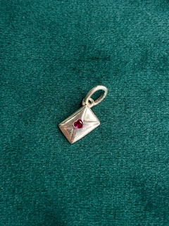 PEDRA CORAÇÃO CARTA - comprar online