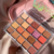 B173 Paleta de sombras e iluminadores de miss lara original