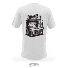 Remera hombre - Caja zapatillas - comprar online
