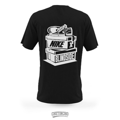 Remera hombre - Caja zapatillas - comprar online