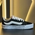 VANS KNU LOW na internet