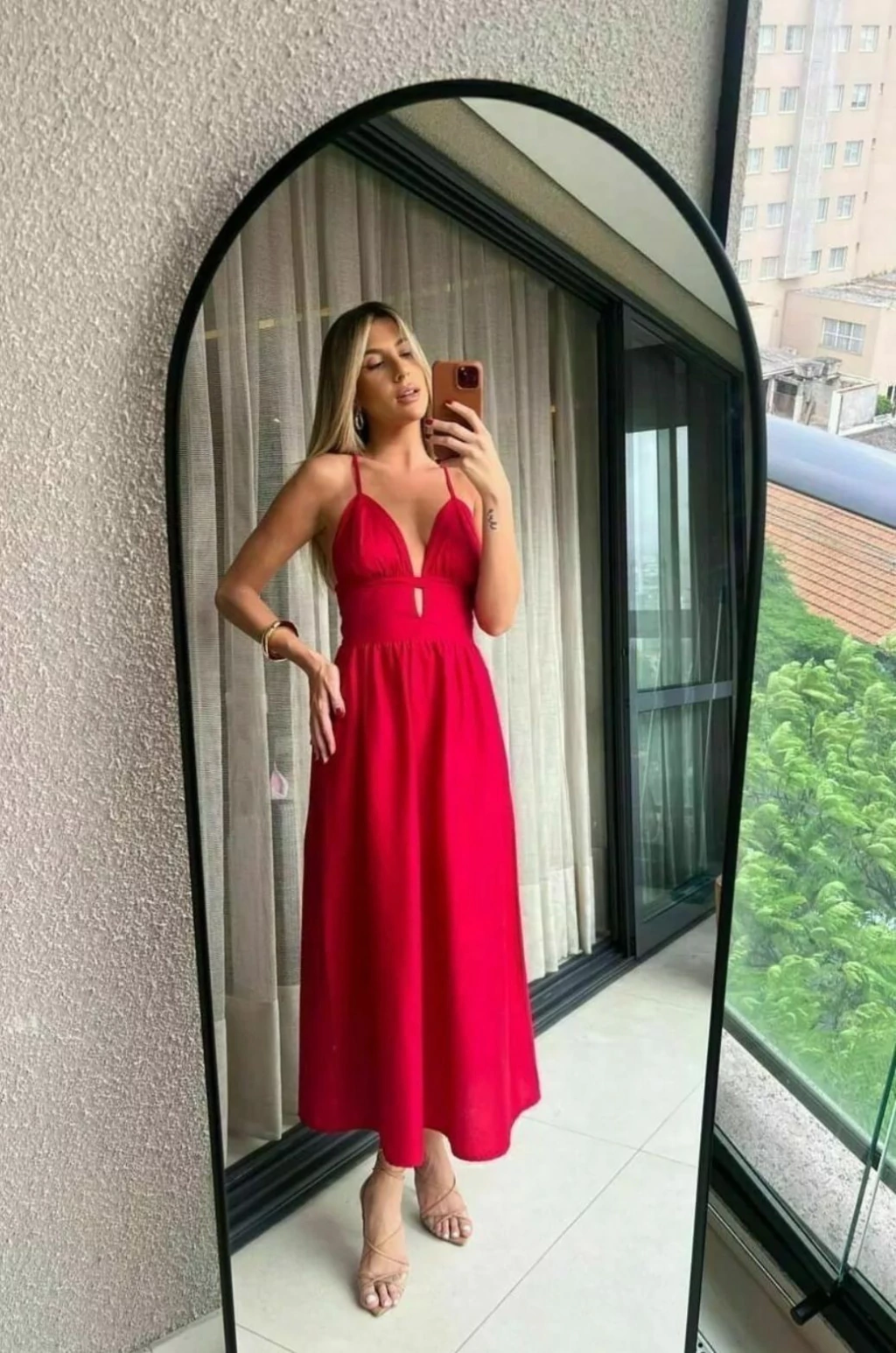 Vestido Mídi Elegance