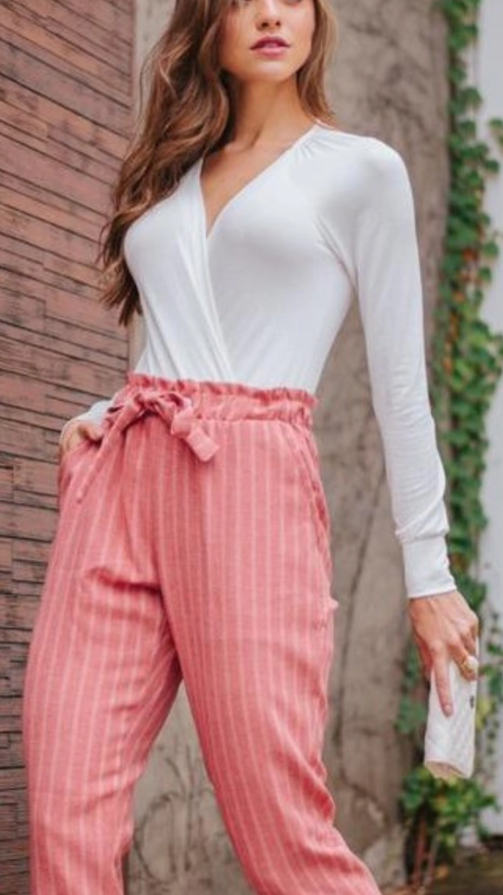Body transpassado em malha de viscose branco off Luna