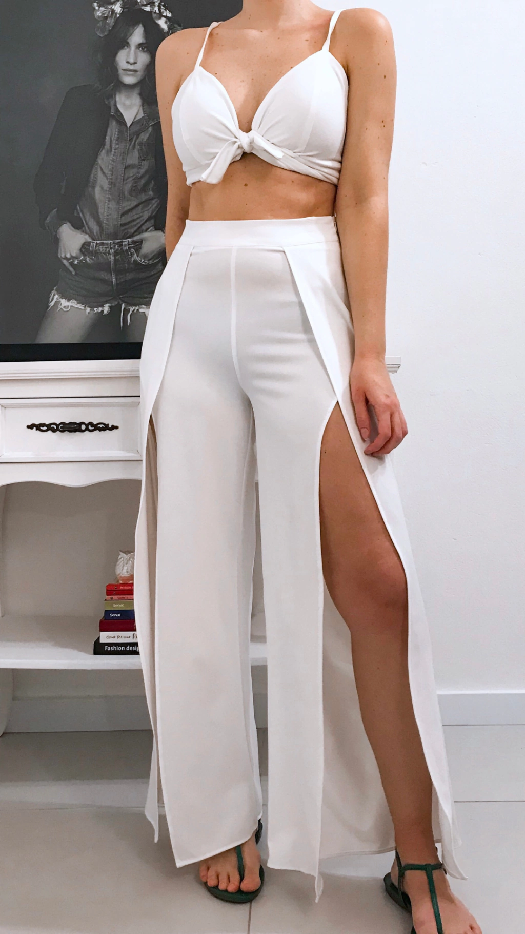 Calça com fenda Eva
