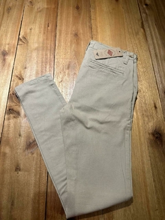 Pantalon chino Lotus Taibo 1736