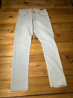 Pantalón jeans claro NASA