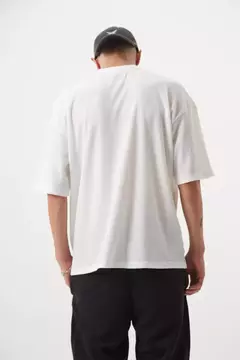 Remera Flew 0822 - comprar online