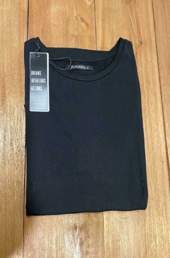 REMERA PLEGARIA VEGLIAN 1660 en internet