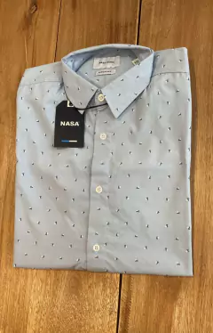 Imagen de CAMISA ESTAMPADA BUCKER " BASICOS ARGENTINOS" (0518)
