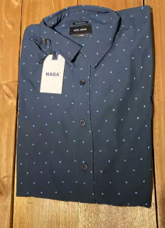CAMISA ESTAMPADA BUCKER " BASICOS ARGENTINOS" (0518) - comprar online