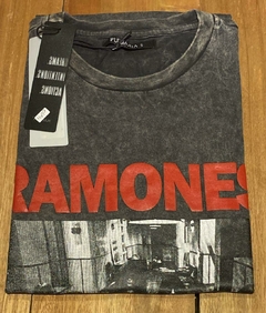 REMERA PLEGARIA ''DRAIN'' - comprar online