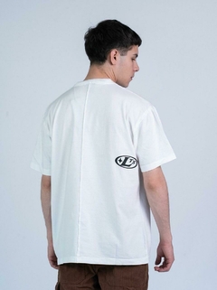 REMERA REGULAR MAX 0945 en internet