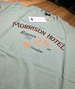 REMERA BASICA MORRISON 0970 en internet
