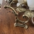 Percheros de bronce - comprar online