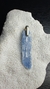 DIJE CIANITA AZUL CON DETALLE DE PIEDRA SELENITA LÍNEA ALPACA