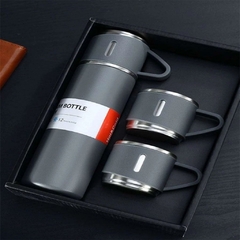 Kit Termo y 3 tazas térmicas. en internet