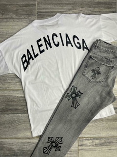 Remera balenciaga - comprar online
