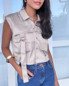 CAMISA CROPPED SAMANTA na internet