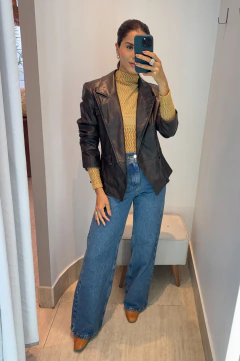 Calça wide leg Kaia na internet