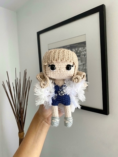 Taylor Swift versión Midnights - Amigurumi, Crochet, Muñeca