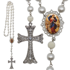 Terço Noiva Prata Nossa Senhora Desatadora Nos Casamento Relicario em Perolas 12mm Homenagem