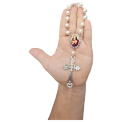 Dezena Terço Carro Retrovisor Coração Sagrado de Jesus - Lembrancinhas Religiosas