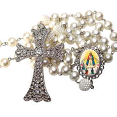 Terço Noiva Prata Nossa Senhora do Bom Parto Casamento Relicario em Perolas 12mm Homenagem - comprar online
