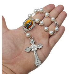 Dezena Terço Carro Retrovisor Santa Joana D Arc Medalha - Lembrancinhas Religiosas