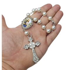 Dezena Terço Carro Retrovisor Santa Cecilia Medalha - comprar online