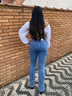 Calça jeans flaer - Elice Mariana calçados