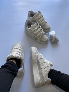 Imagem do ADIDAS OSIRIS