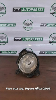 Faro aux. Toyota Hilux