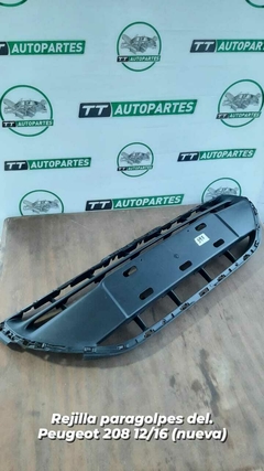 Parrilla Peugeot 208