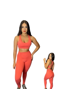 Conjunto Calça Empina Frown na internet