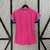 Camisa Grêmio Edição especial Outubro rosa 23/24 - Torcedor Umbro Feminina - Rosa com detalhes em azul - comprar online