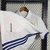 Camisa Retrô Real Madrid I 16/17 - Masculina Adidas - Branca com detalhes em azul na internet