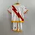Kit Infantil Rayo Vallecano I 23/24 Umbro - Branco com detalhes em amarelo e vermelho - comprar online