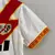 Kit Infantil Rayo Vallecano I 23/24 Umbro - Branco com detalhes em amarelo e vermelho