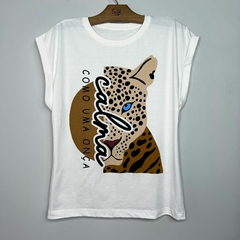 T-shirt Calma Como Uma Onça - comprar online
