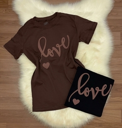 T-shirt Love 100% algodão na internet