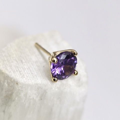 Zircón purple 4mm oro 14k