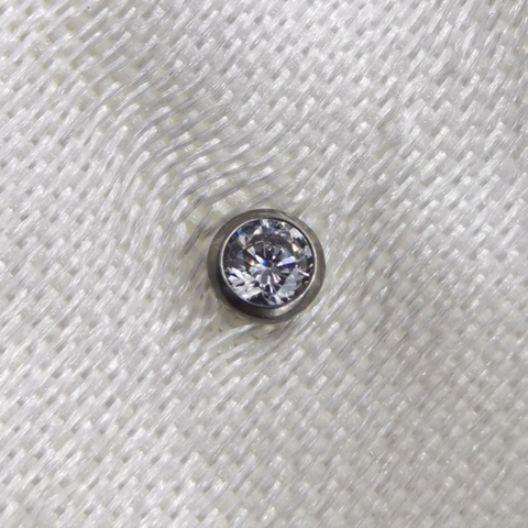 Zircones Nostril - comprar en línea