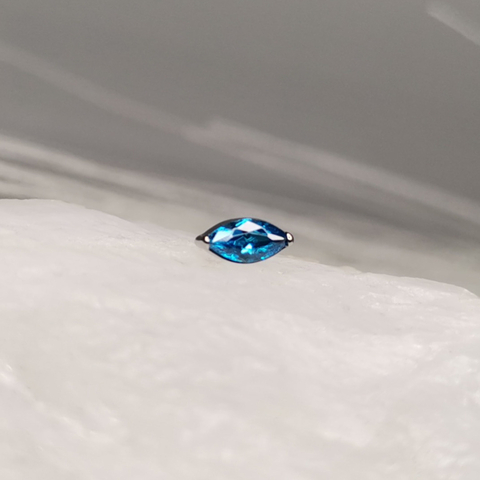 Prong leaf cz Aqua - comprar en línea