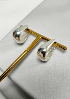 Brinco Argola Gota Lisa em Prata 925 - comprar online