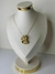 Colar Meia Lua Dourado - comprar online