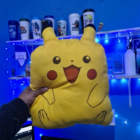 Almofada Pikachu