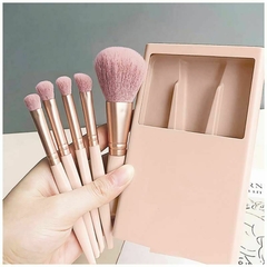 Set De brochasX5 con estuche y espejo