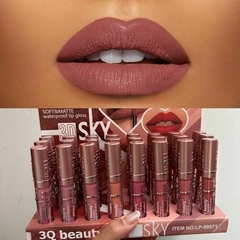 Labial lipgloss sky