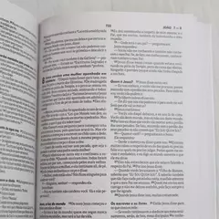 Biblia Sagrada | NTLH | Salvos Pela Graca | Brochura - comprar online