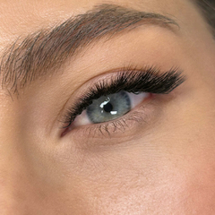 Extensiones de Pestañas Foxy - Veronica Elizabeth Lashes & Beauty